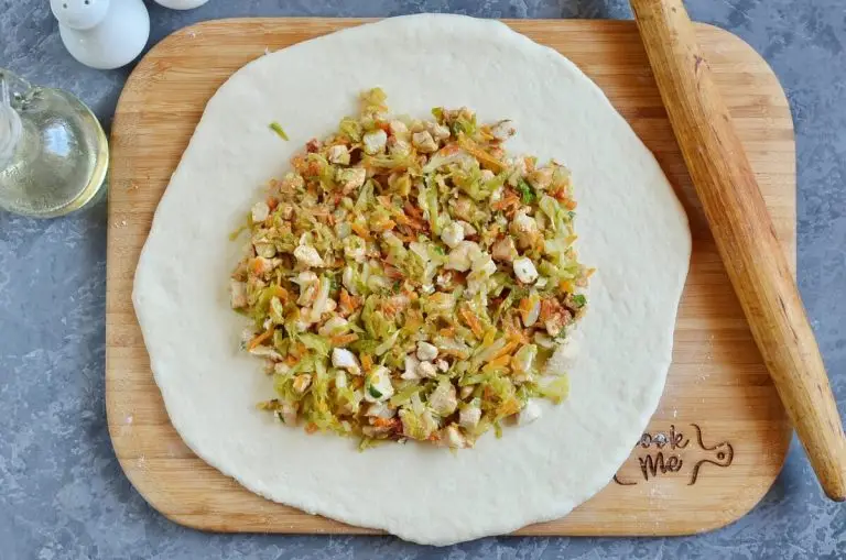 Step 8 - Chicken Cabbage Savory Pirog