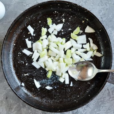 Chicken Cabbage Savory Pirog recipe - step 5