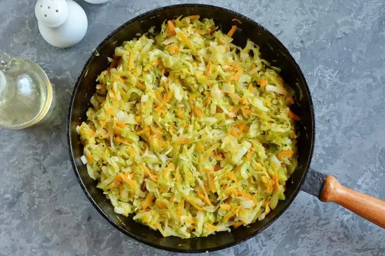Step 5 - Chicken Cabbage Savory Pirog