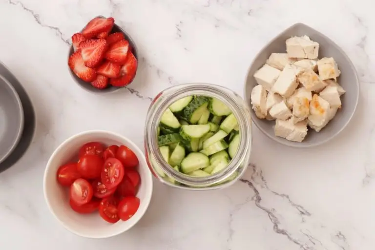 Step 1 - Chicken Quinoa Jar Salad