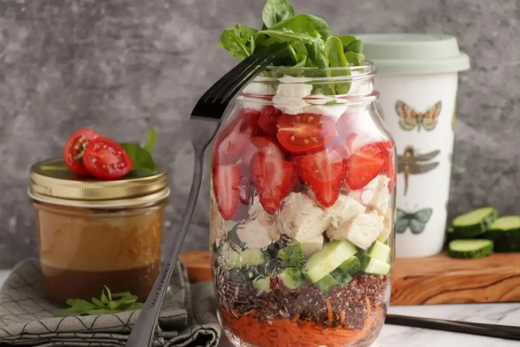 Chicken Quinoa Jar Salad