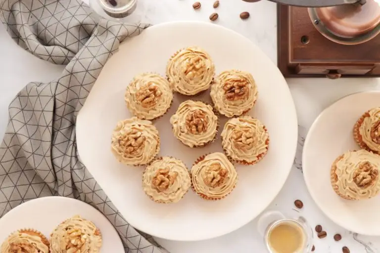 Step 9 - Coffee Cream & Walnut Cupcakes