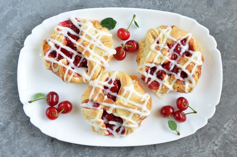 Step 10 - Easy Cherry Turnovers with Puff Pastry