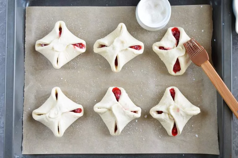 Step 6 - Easy Cherry Turnovers with Puff Pastry