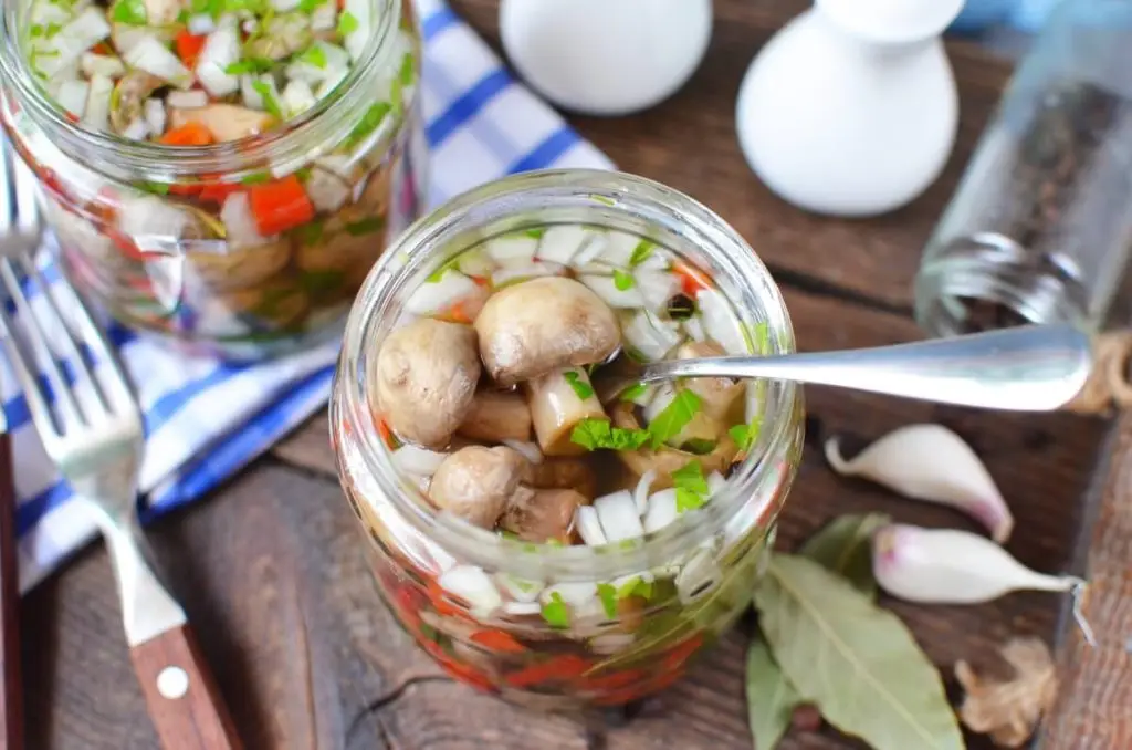 Easy Marinated Mushrooms