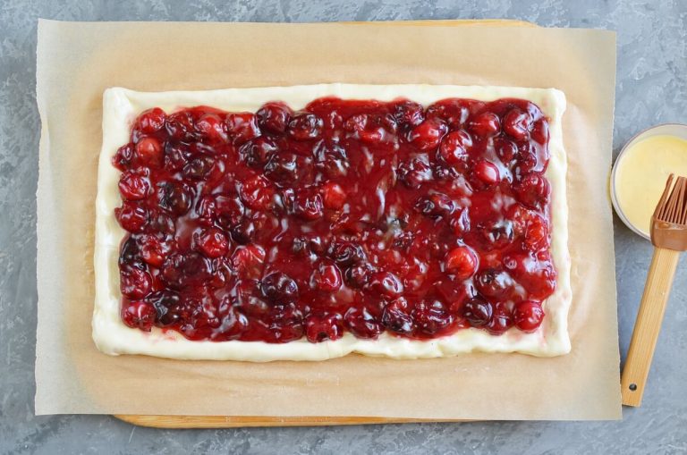 Step 6 - Easy Cherry Puff Pastry Tart