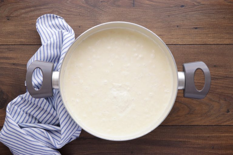 Step 5 - Farmers Cheese with Greek Yogurt (Tvorog)
