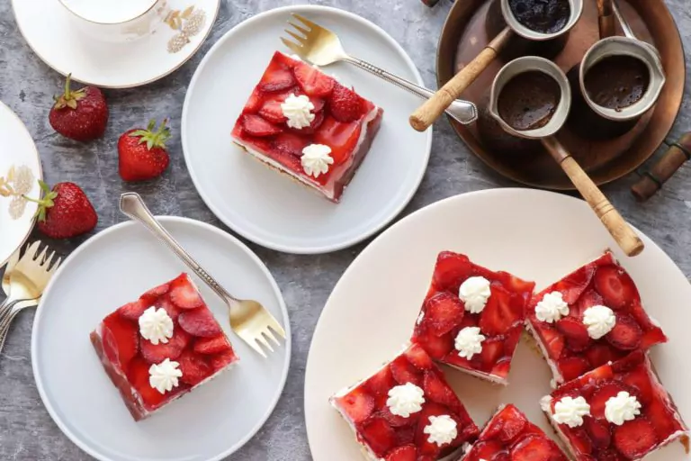 Step 13 - Fresh Strawberry Cake