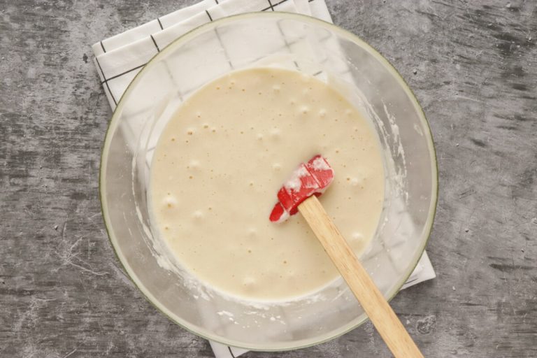 Step 5 - Fresh Strawberry Cake