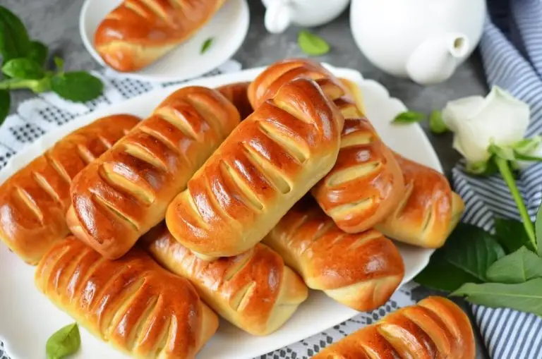 Step 9 - Russian Fruit Piroshki