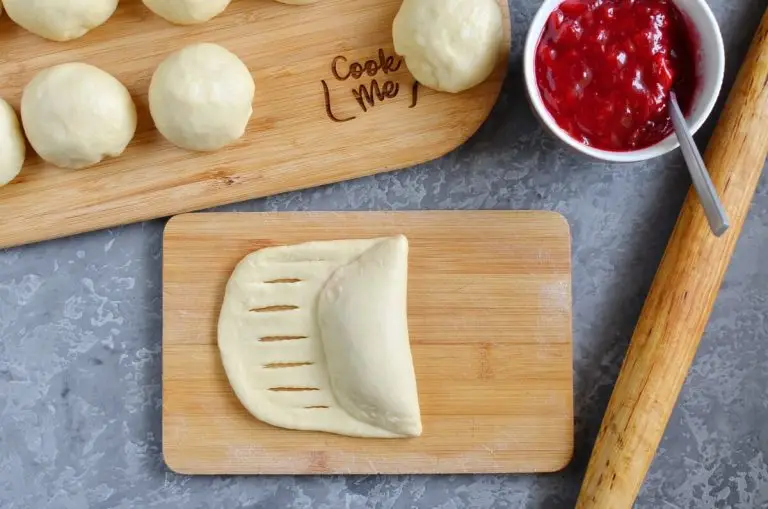 Step 4 - Russian Fruit Piroshki