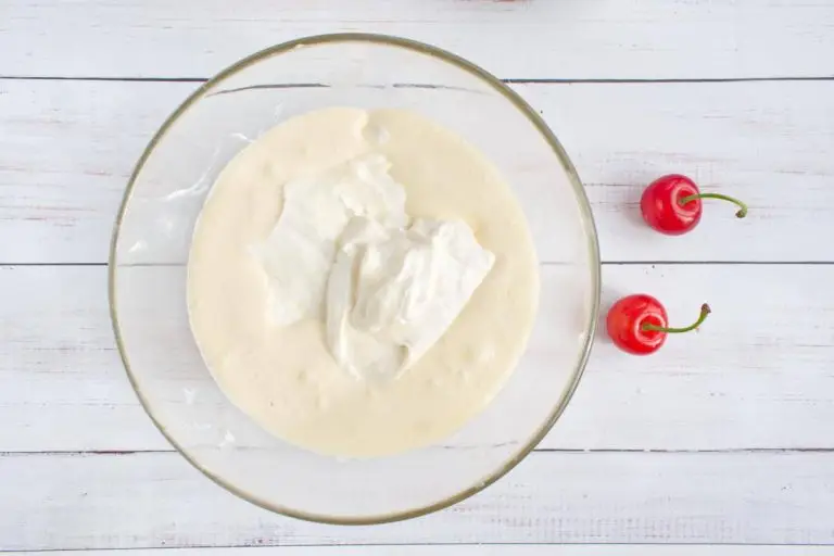 No Bake Cherry Cheesecake recipe - step 4