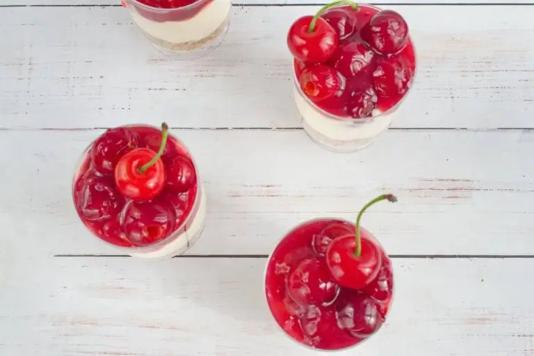 No Bake Cherry Cheesecake recipe - step 6
