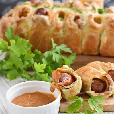 Pigs In A Blanket Pull-Apart Bread Recipes–Homemade Pigs In A Blanket Pull-Apart Bread–Easy Pigs In A Blanket Pull-Apart Bread