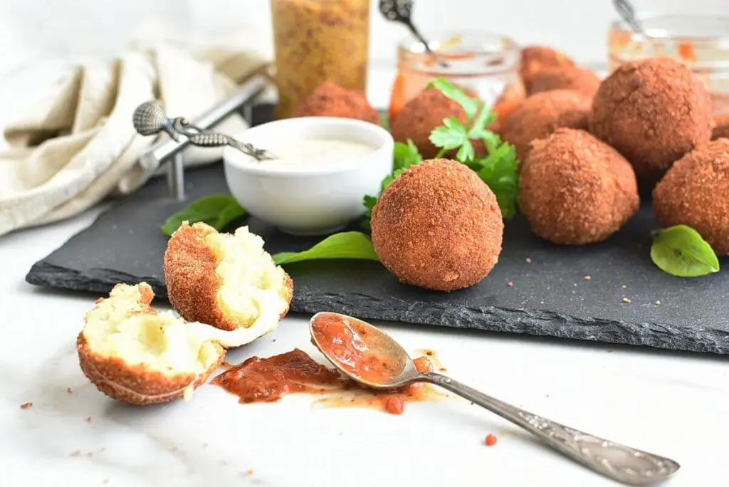 Potato Cheese Balls