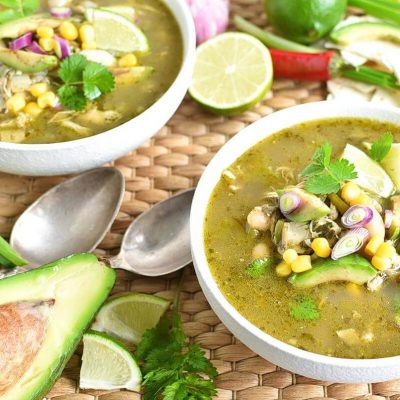 Quick and Easy Green Chicken Chili Recipe - Cook.me Recipes