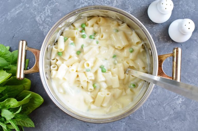 Step 8 - Rigatoni & Cheese with Peas