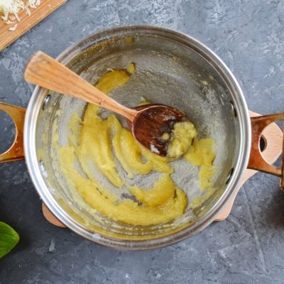 Rigatoni & Cheese with Peas recipe - step 1