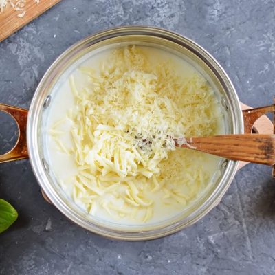 Rigatoni & Cheese with Peas recipe - step 3