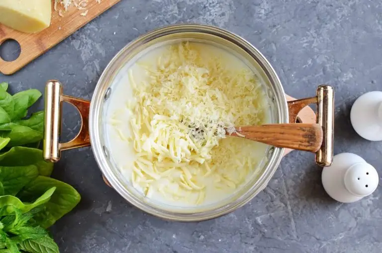 Step 3 - Rigatoni & Cheese with Peas