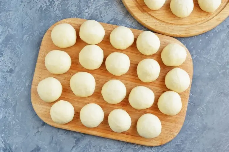 Step 6 - Russian Cream Cheese Vatrushka Buns