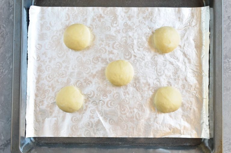Step 6 - Russian Cream Cheese Vatrushka Buns
