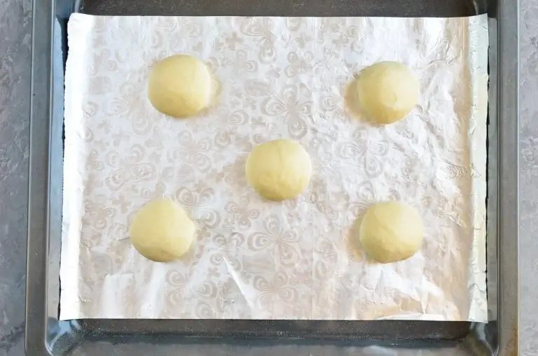 Step 6 - Russian Cream Cheese Vatrushka Buns