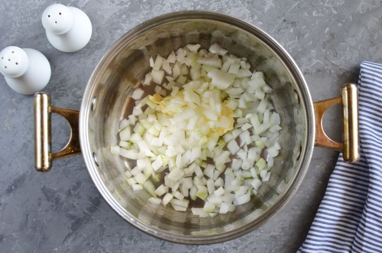 Step 1 - Shchi (Traditional Russian Cabbage Soup)