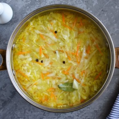 Shchi (Traditional Russian Cabbage Soup) recipe - step 3