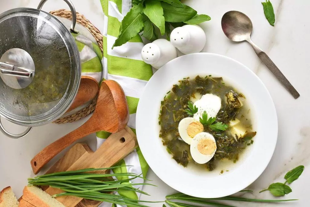 Sorrel Soup (Russian Green Borscht)