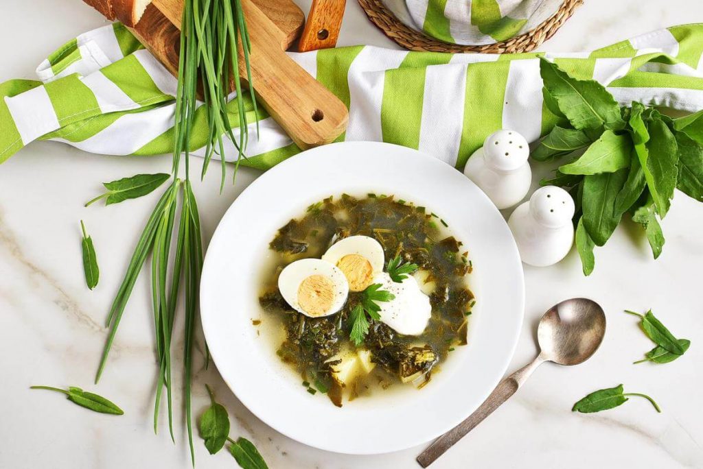 How to serve Sorrel Soup (Russian Green Borscht)
