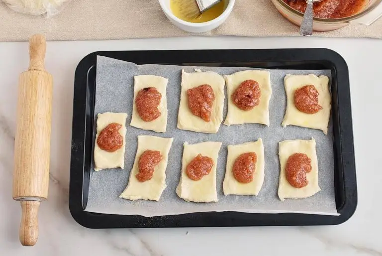Step 7 - Strawberry Pop Tarts