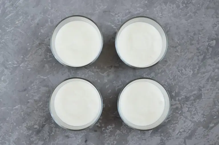 Step 4 - No-Bake Strawberry Cheesecakes