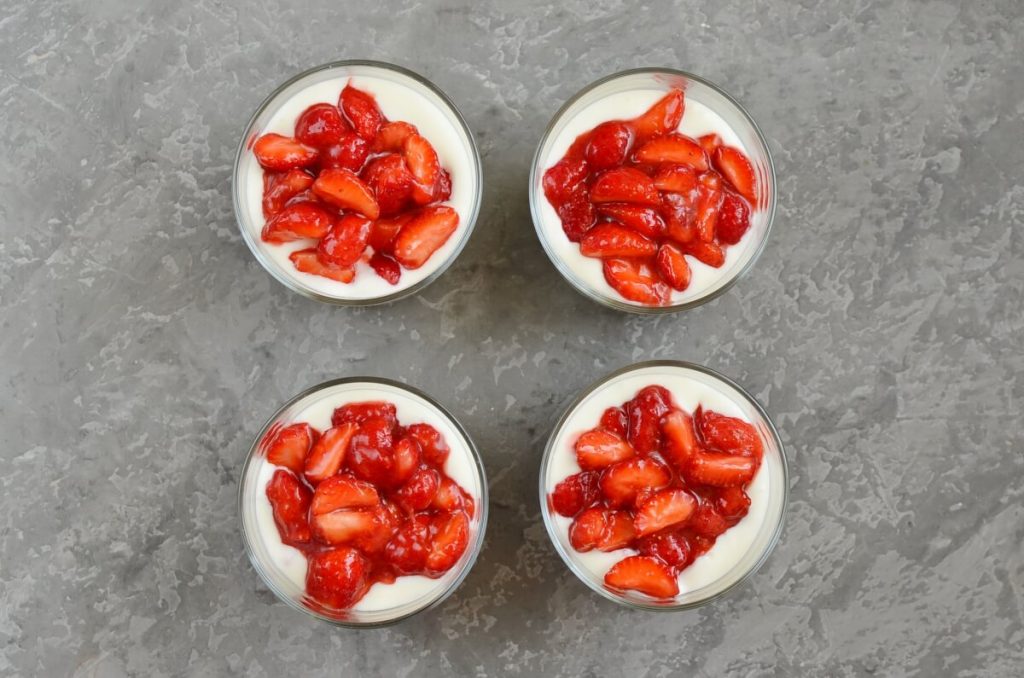 How to serve No-Bake Strawberry Cheesecakes