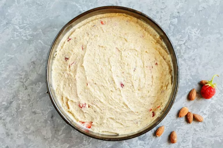 Step 5 - Strawberry & Almond Torte