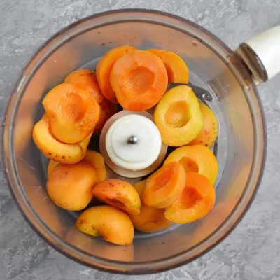 Fresh Apricot Cake recipe - step 2