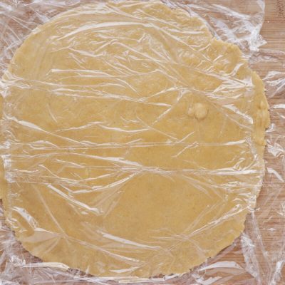 Apricot-Thyme Galette recipe - step 5
