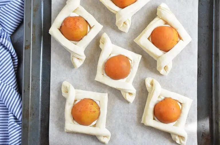 Step 5 - Apricot and Cream Cheese Pastry