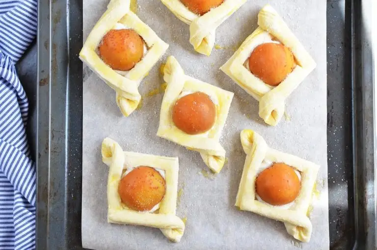 Step 5 - Apricot and Cream Cheese Pastry