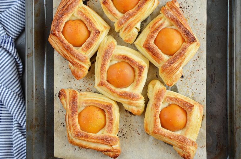 Apricot and Cream Cheese Pastry Recipe Cook.me Recipes