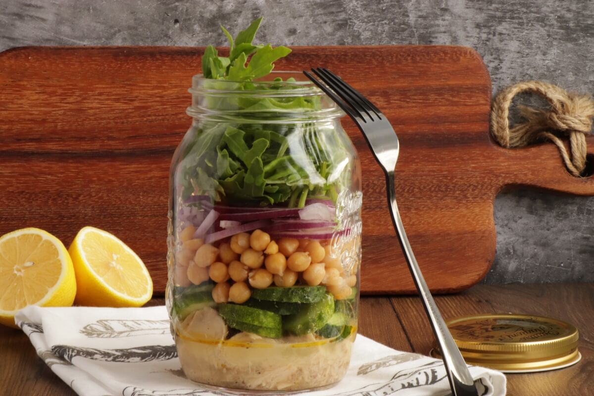 Arugula & Tuna Jar Salad Recipe-Weekday Lunch Tuna Arugula Jar Salad-Quick Summer Tuna Salad