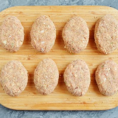 Chicken Beef Croquettes (Pozharsky Kotleti) recipe - step 5
