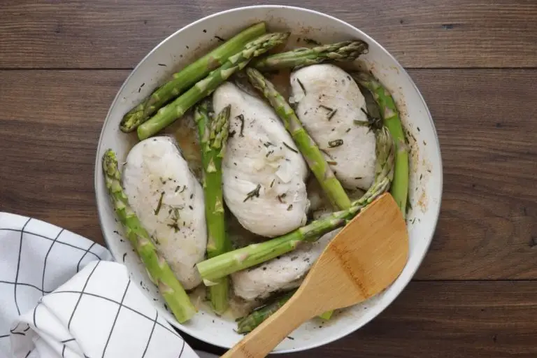 Step 4 - Creamy Chicken with Asparagus & Tarragon