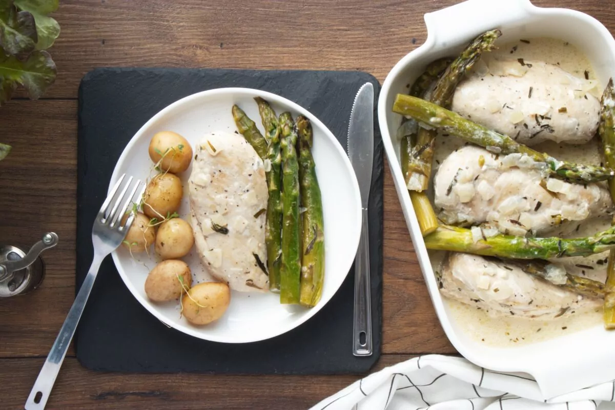 Creamy Chicken with Asparagus & Tarragon Recipe-Chicken with Asparagus-Quick and Easy Chicken Breast