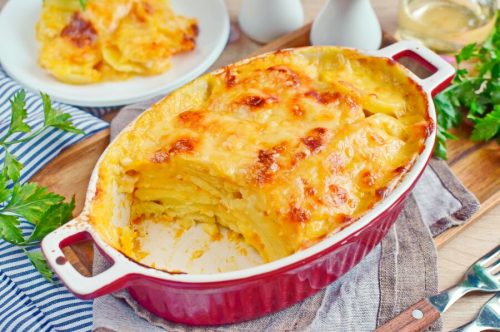 Creamy Pumpkin and Cheddar Scalloped Potatoes Recipe - Cook.me Recipes