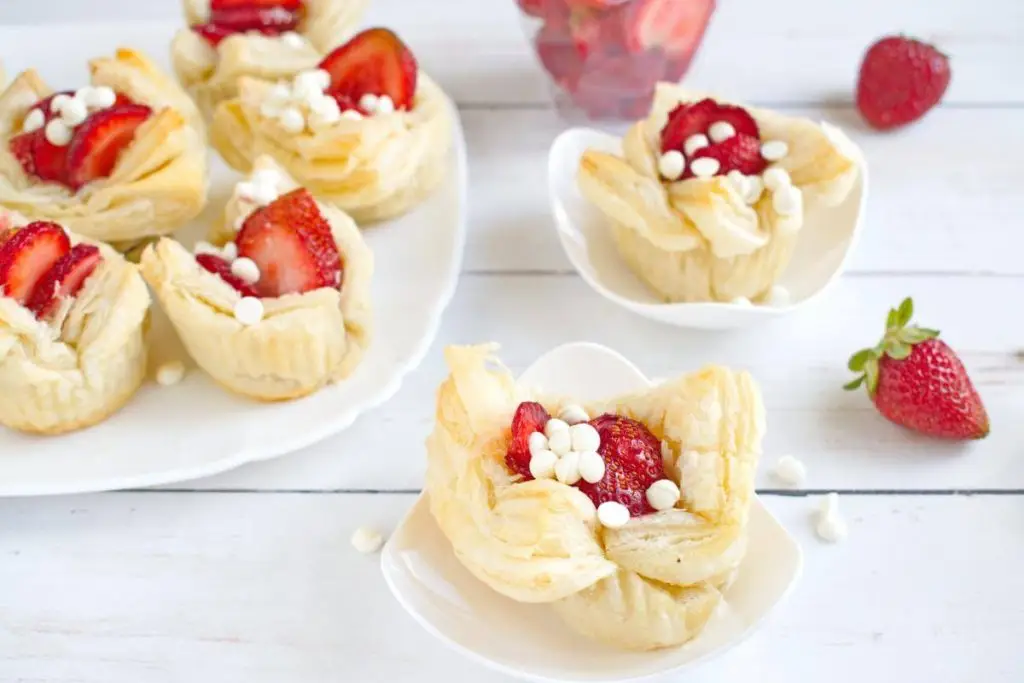 Easy Puff Pastry Strawberry Tarts