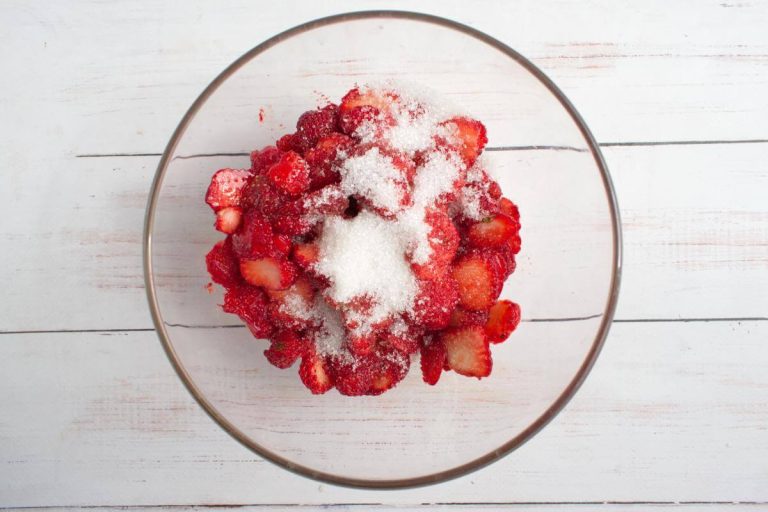 Step 6 - Easy Puff Pastry Strawberry Tarts