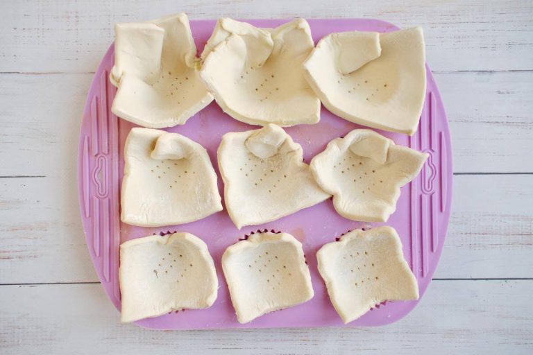 Step 3 - Easy Puff Pastry Strawberry Tarts