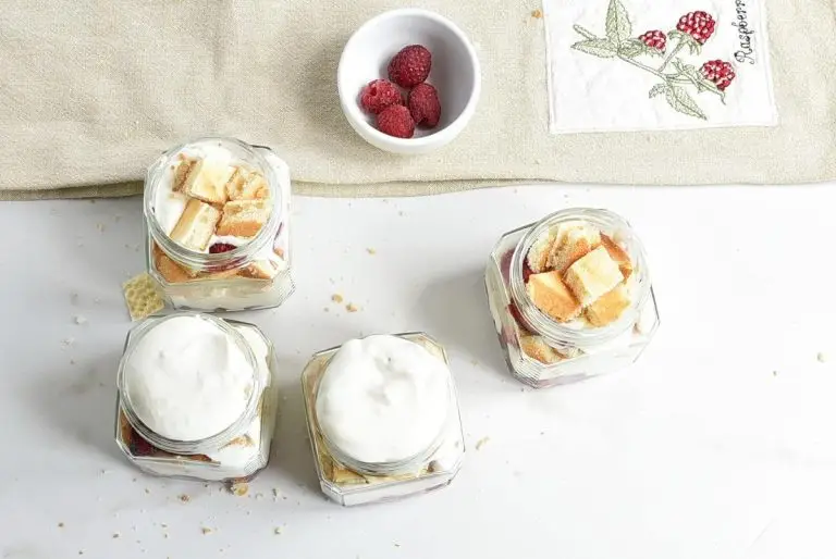 Step 1 - Easy Raspberry Shortcake in a Jar