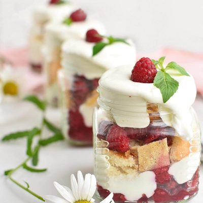 Easy Raspberry Shortcake in a Jar Recipe–Homemade Easy Raspberry Shortcake in a Jar–Easy Easy Raspberry Shortcake in a Jar